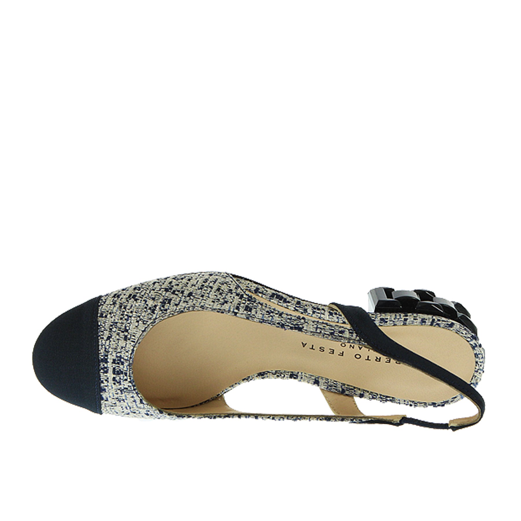 Scarpa con tacco